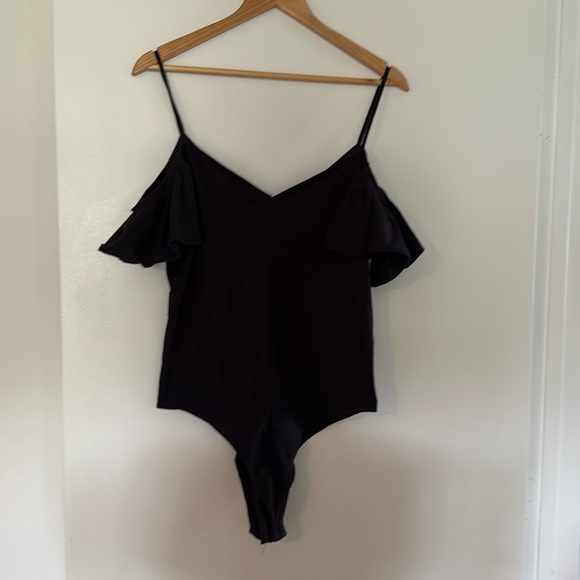 CAD Tops - CAD Black Open Shoulders Ruffles Bodysuit Women's XL